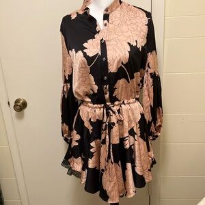 bigHit Fashion satiny hi-low dress